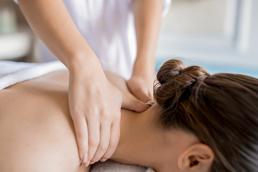 Phương pháp Massage xoa bóp chữa đau cổ vai gáy tại nhà
