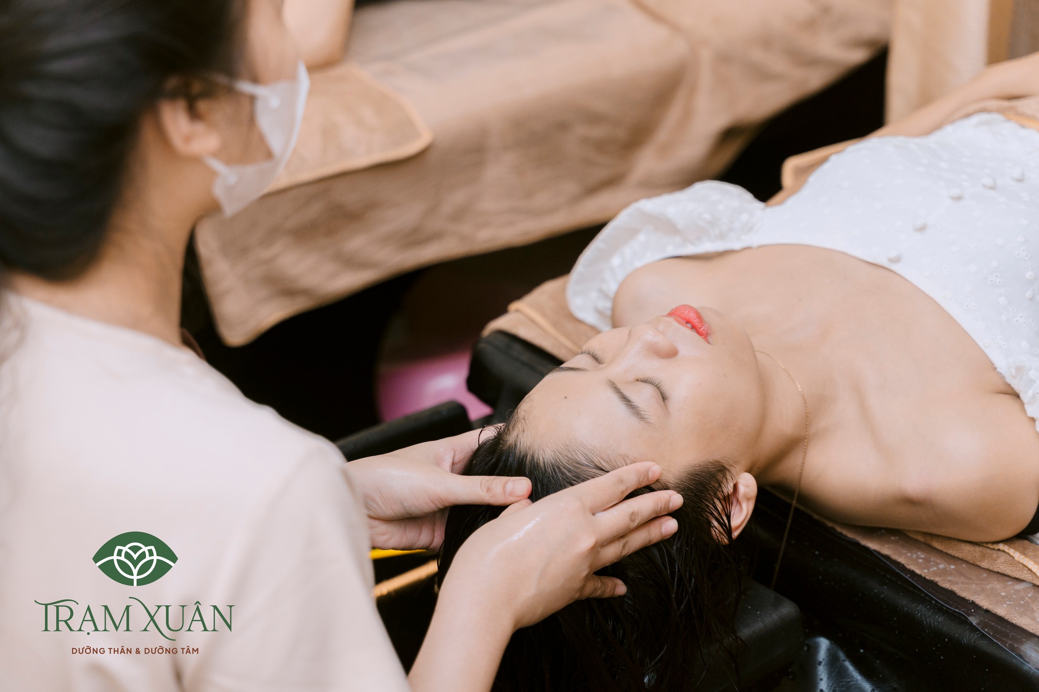 Dịch vụ gội đầu dưỡng sinh tại Trạm Xuân
