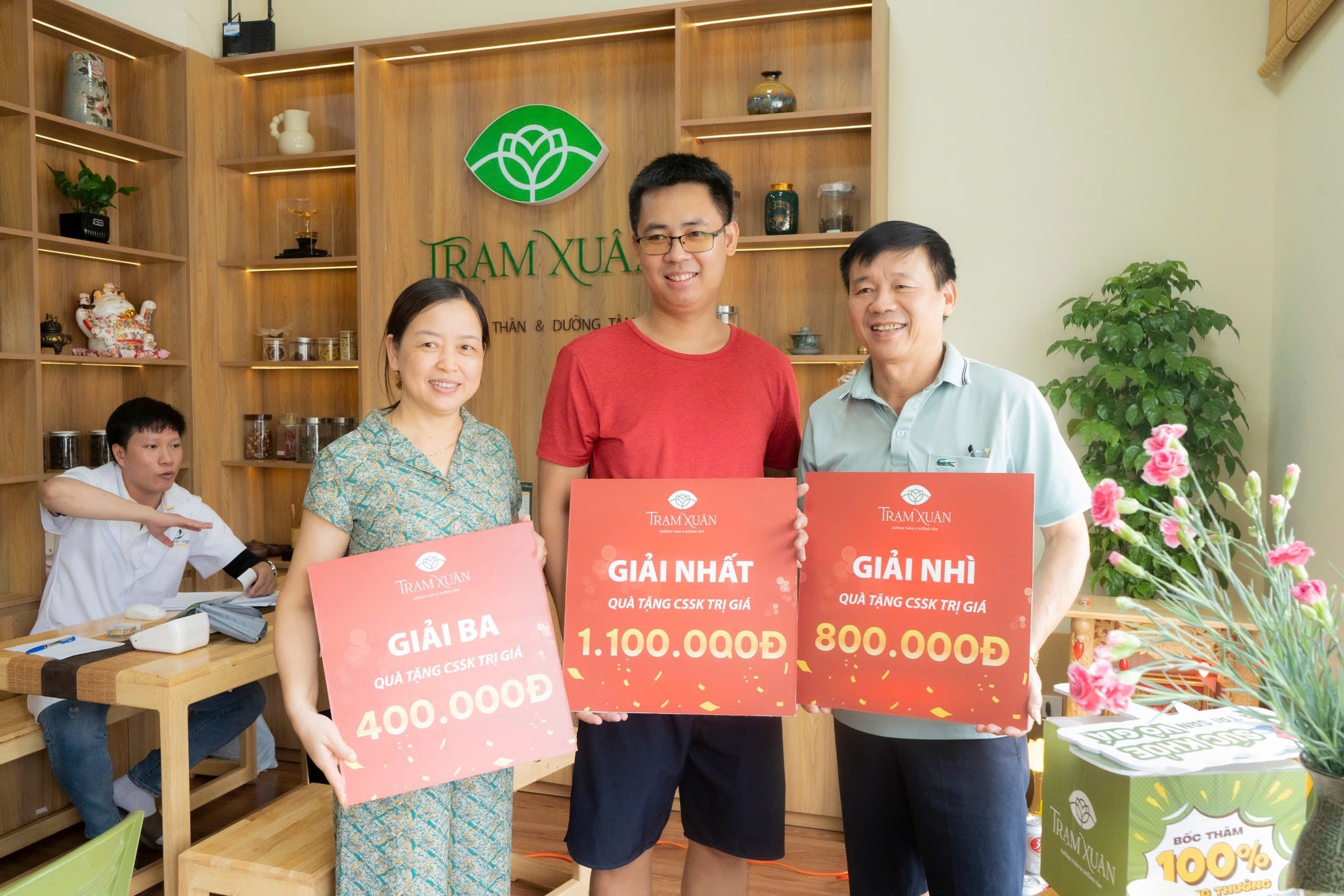 Theo dõi các chương trình khuyến mãi từ spa