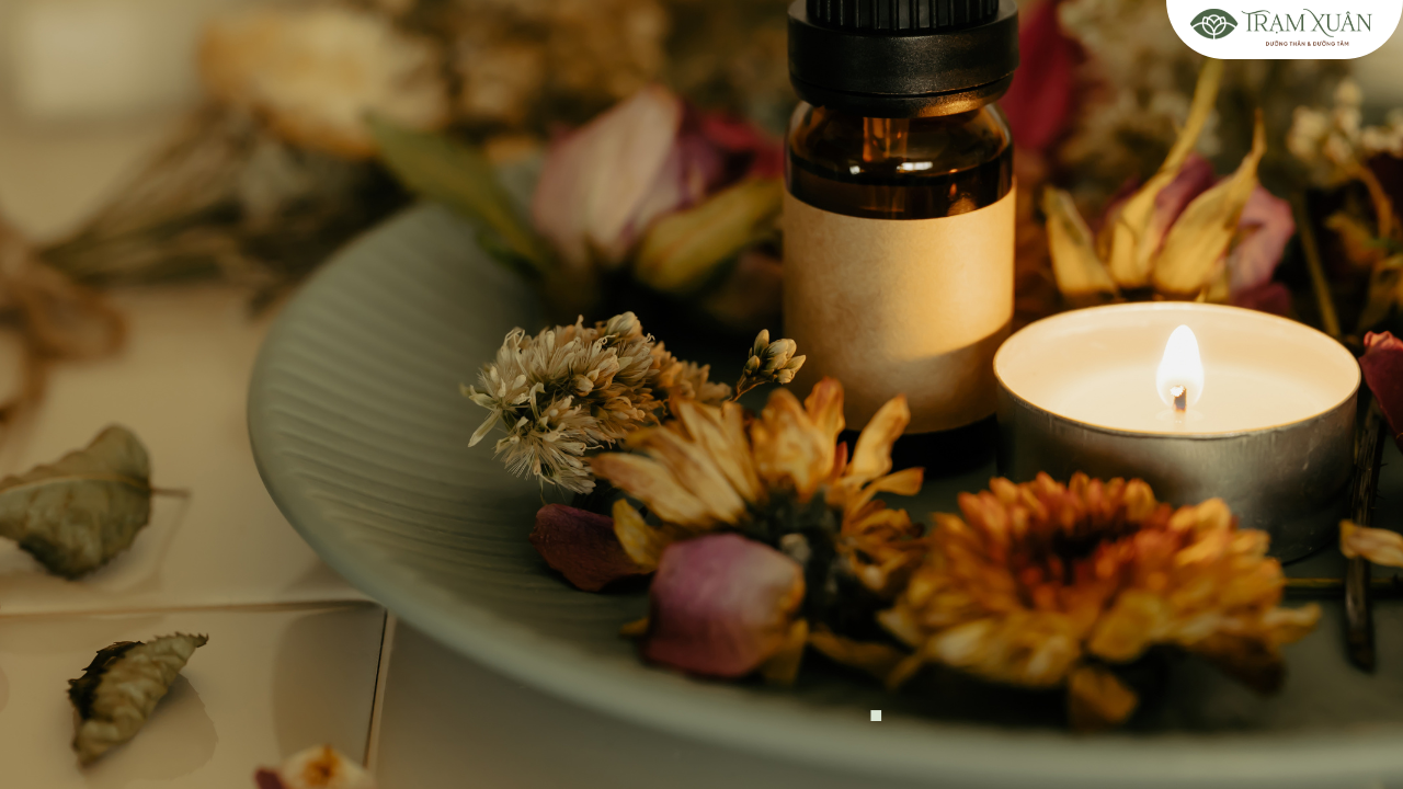 Tinh dầu massage là sản phẩm hỗ trợ điều trị hiệu quả