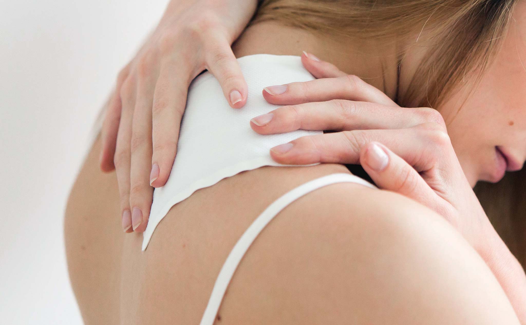 Salonpas trị đau cổ vai gáy